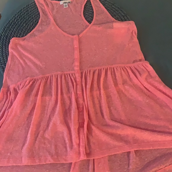 Abound Tops - Abound NWT tank Sz Large